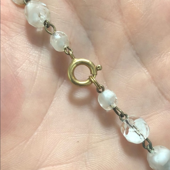 VINTAGE Glass faux pearl beaded brass necklace - Picture 7 of 8